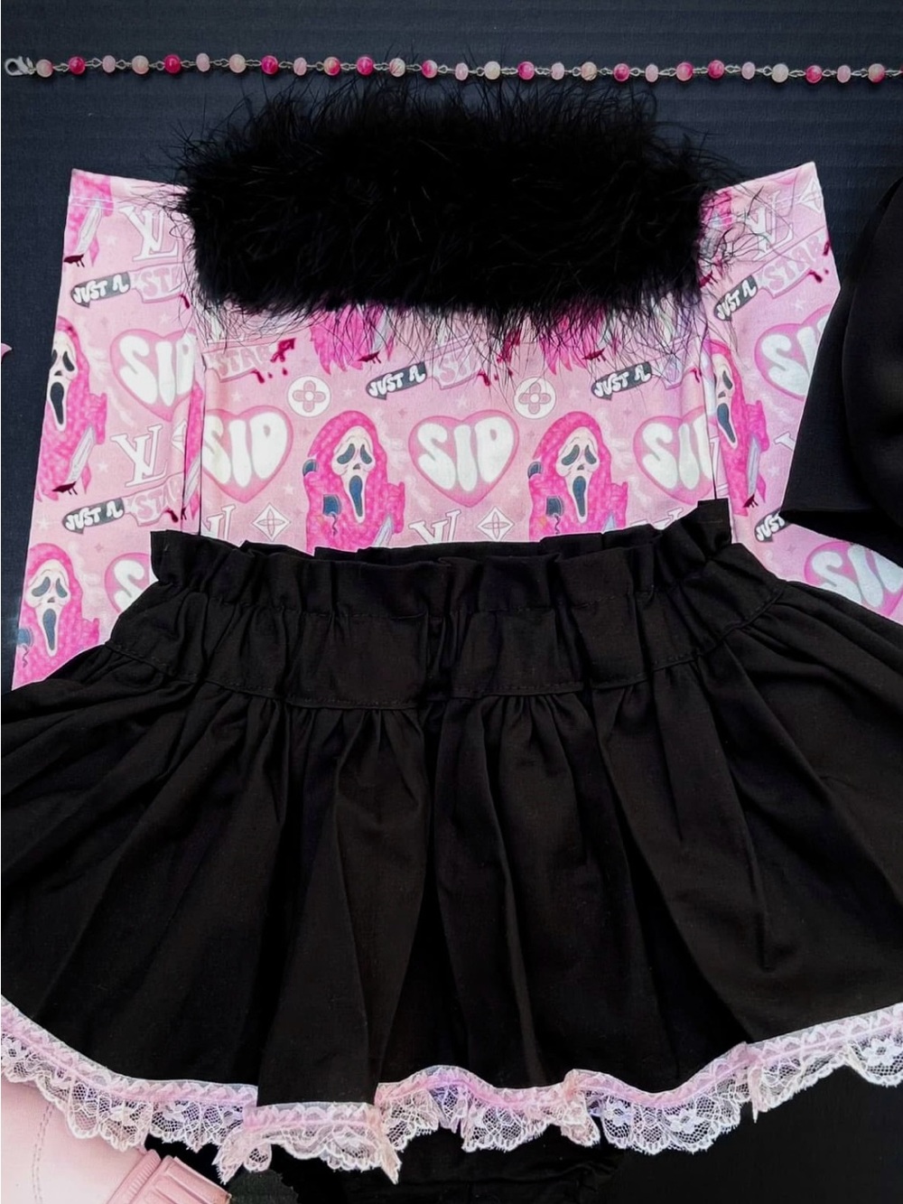 5T ghost face outfit